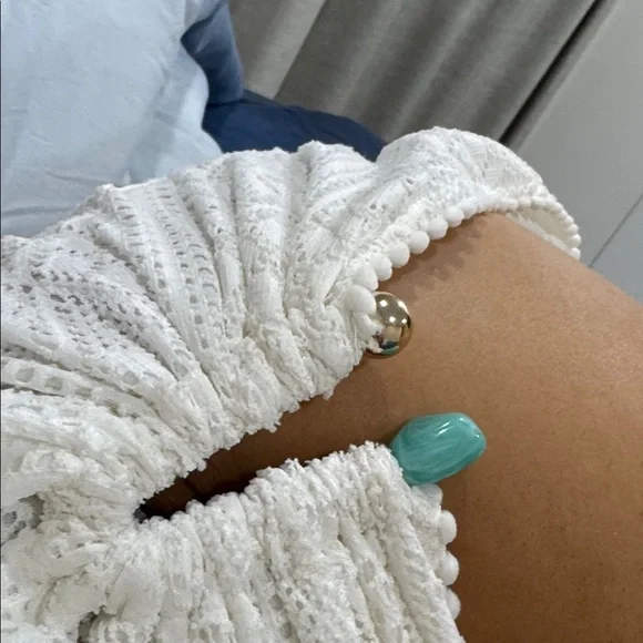 Elegant White Sleeveless Maxi Dress - Picture 10 of 10